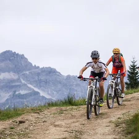 Familien- Und Wellnesshotel Hanneshof 4* Kleinarl