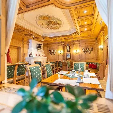 Hotell Familien- Und Wellnesshotel Hanneshof 4*