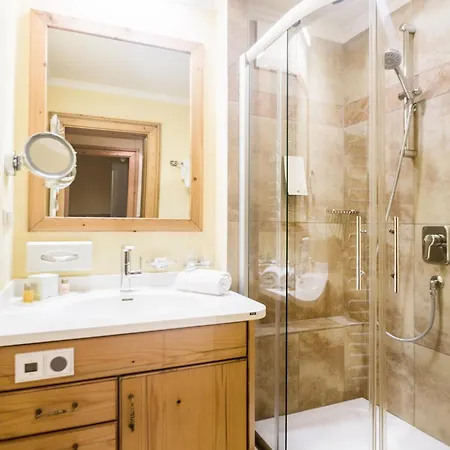 Hotell Familien- Und Wellnesshotel Hanneshof 4*