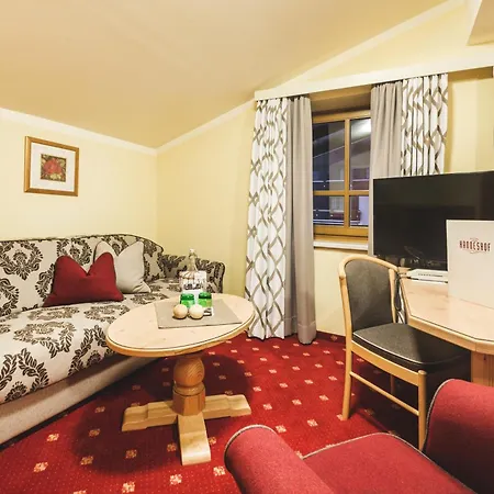 Familien- Und Wellnesshotel Hanneshof Hotell 4*