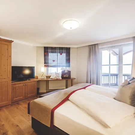 Hotell Familien- Und Wellnesshotel Hanneshof Kleinarl