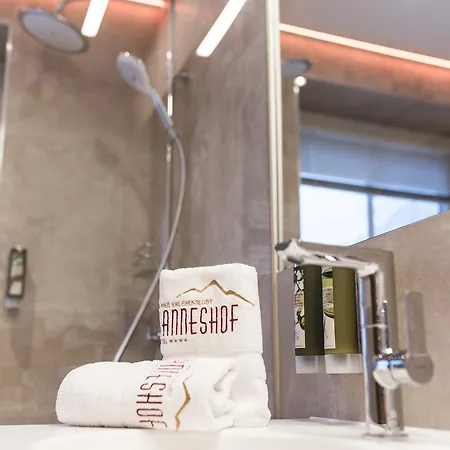 Familien- Und Wellnesshotel Hanneshof Hotell 4*